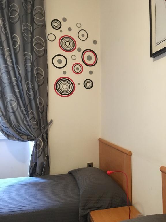 Delightful Apartment 100 Meters From The Colosseum Exterior foto