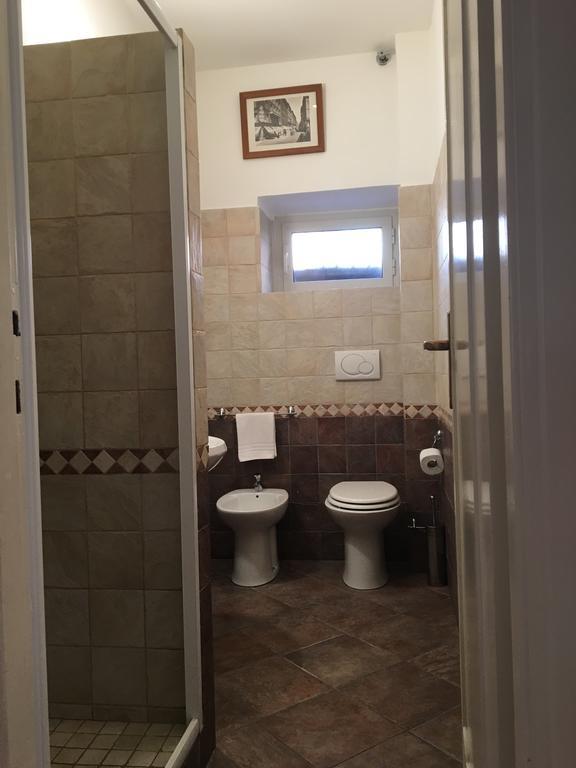 Delightful Apartment 100 Meters From The Colosseum Exterior foto
